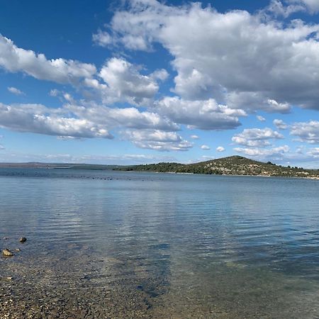 Apartment Bura Sibenik Bagian luar foto