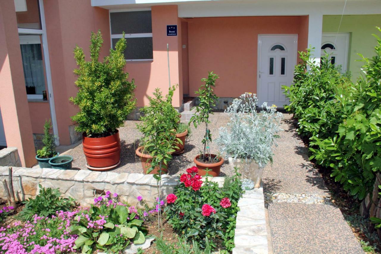 Apartment Bura Sibenik Bagian luar foto